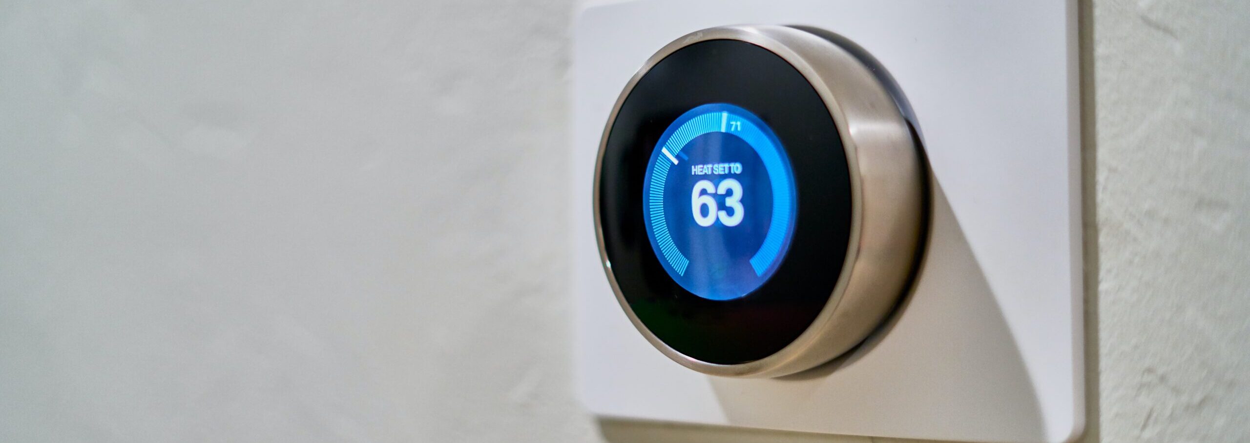 programmable thermostat smart home
